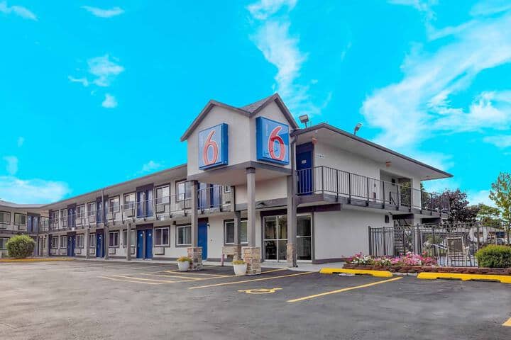 Hotel 26 of 27